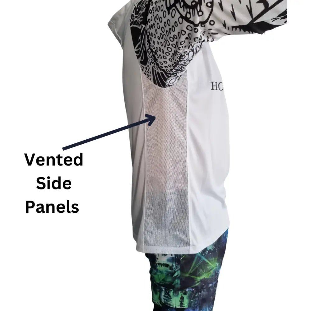 Hook And Haul | Hook-It Range White/Black Hooded Fishing Shirt - Big Bite Fishing Shirts